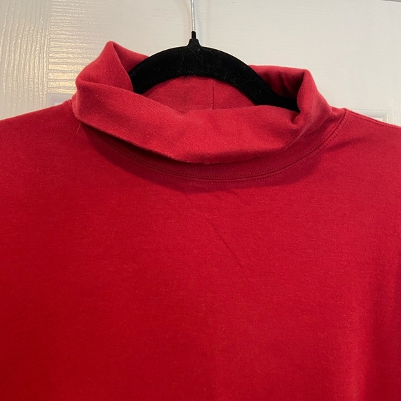 L.L. Bean Size XL Long Sleeve Cotton Turtleneck Pullover Shirt Dark Red Layer - Picture 4 of 11